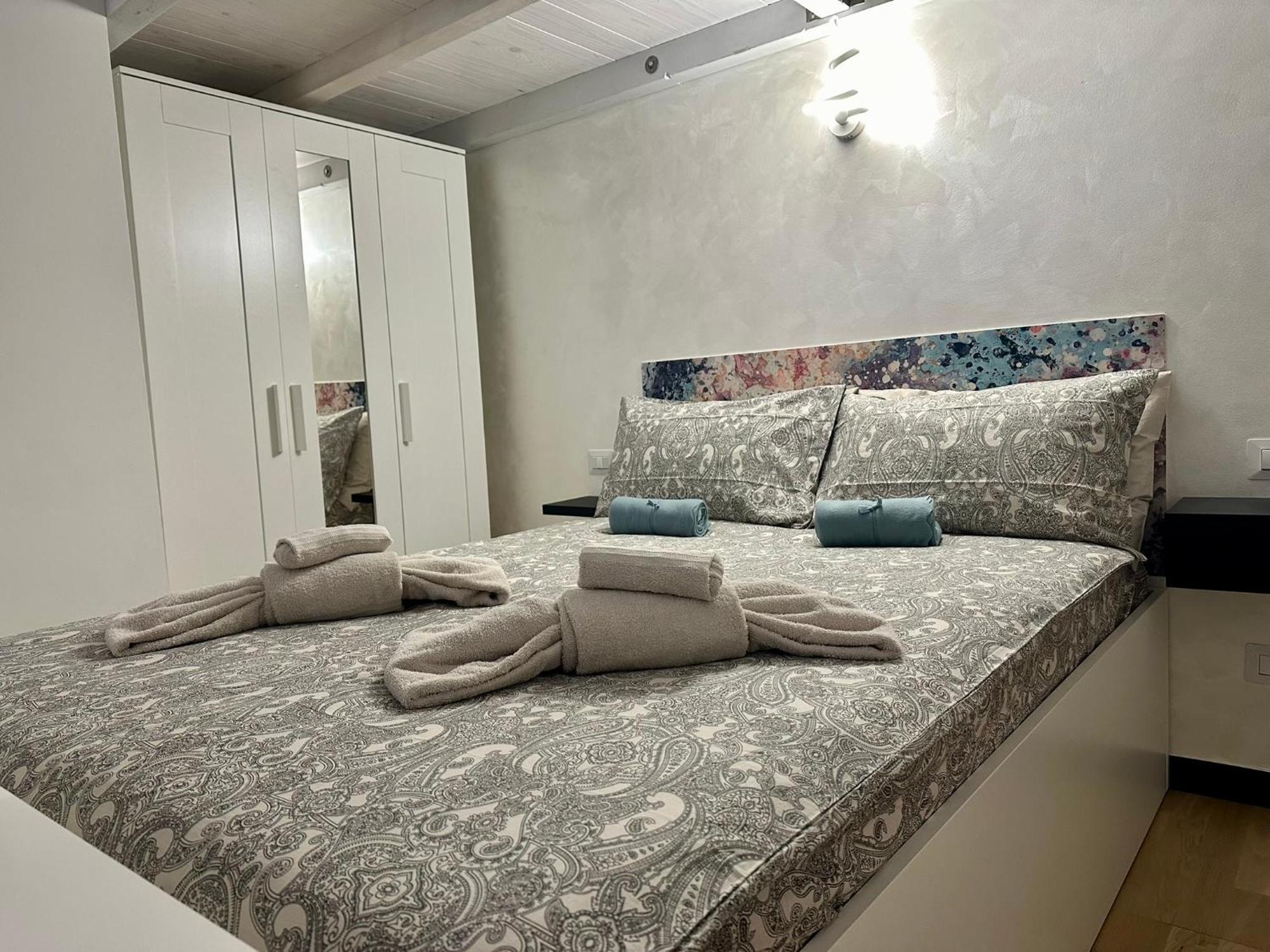 Il Rifugio Dei Santi Centralissimo Parking Free Генуа Екстериор снимка